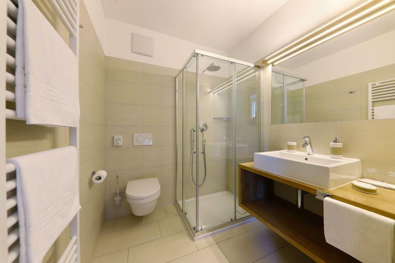 Hotel Garni Raffein Lana Esterno foto