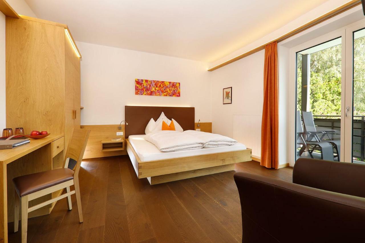 Hotel Garni Raffein Lana Esterno foto