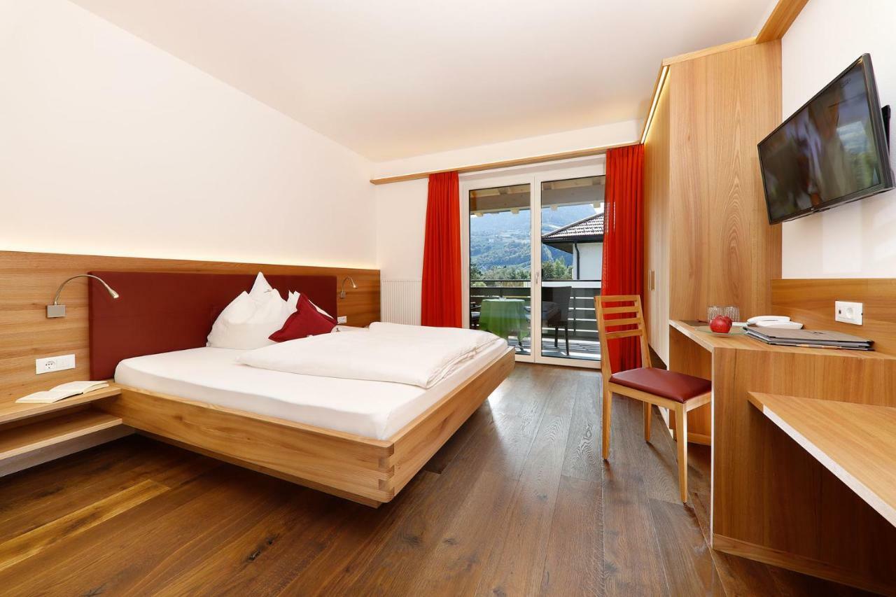 Hotel Garni Raffein Lana Esterno foto